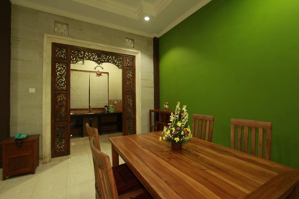 Pondok Loris Guest House Ubud  Exterior photo